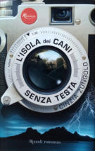 Copertina L'isola dei cani senza testa